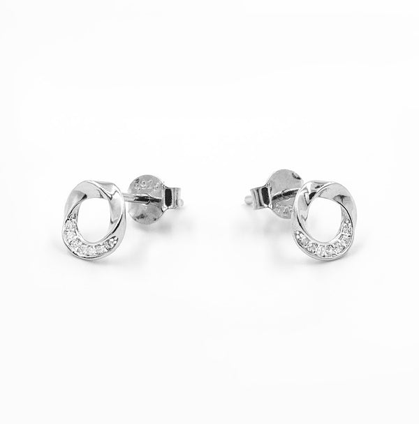 Twisted Circle Zirconia Stud