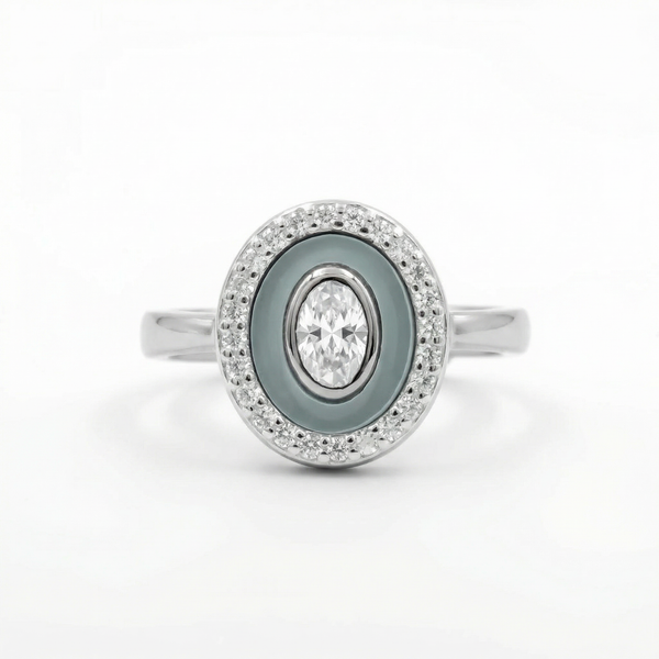 Oval Halo Ring – Classic Radiance