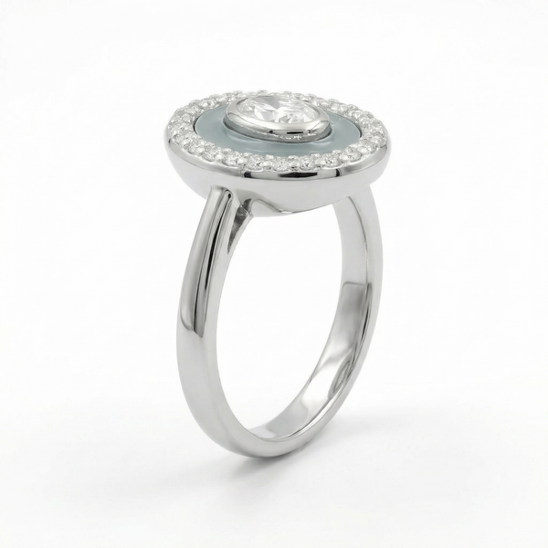 Oval Halo Ring – Classic Radiance